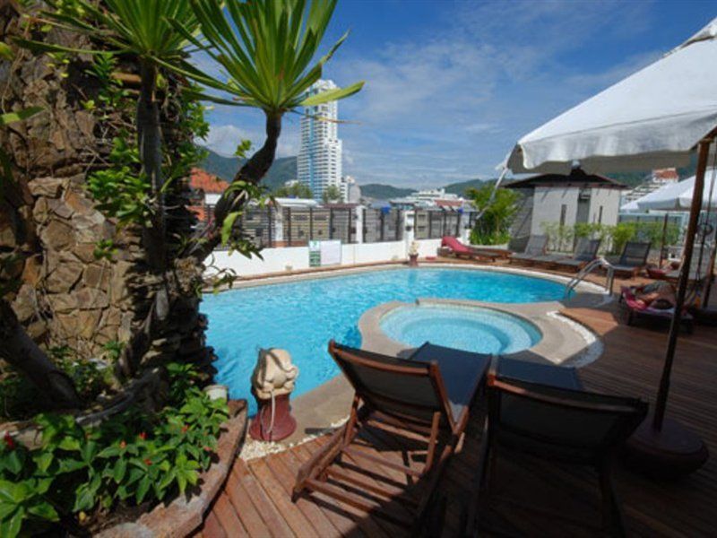 The Royal Palm Beach Front Patong Kültér fotó