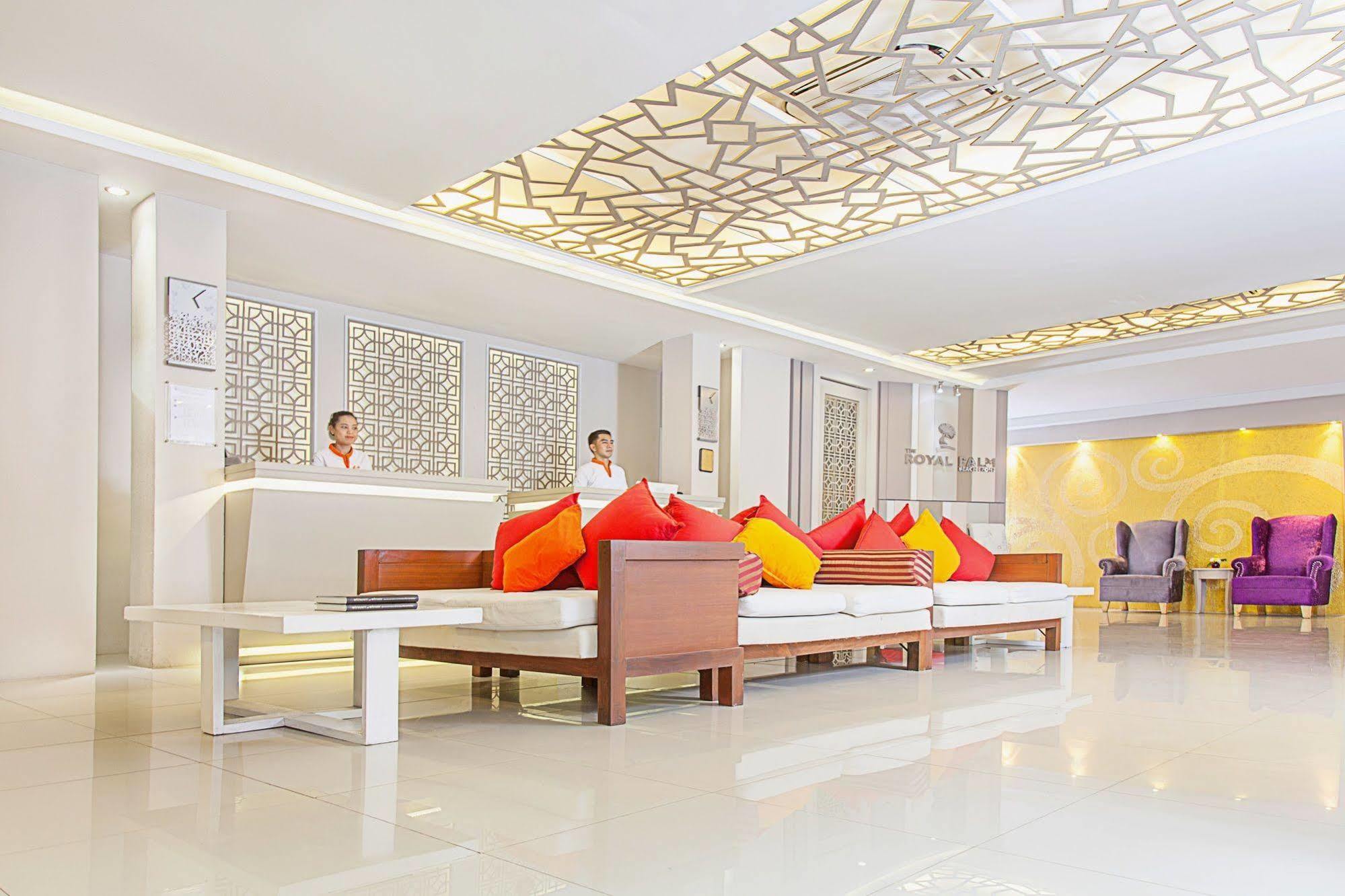 The Royal Palm Beach Front Patong Kültér fotó