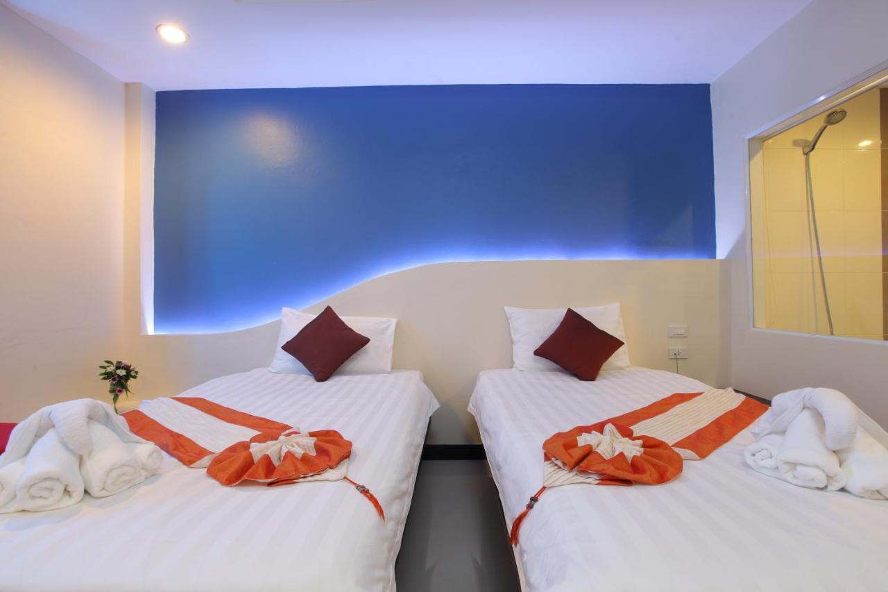 The Royal Palm Beach Front Patong Kültér fotó