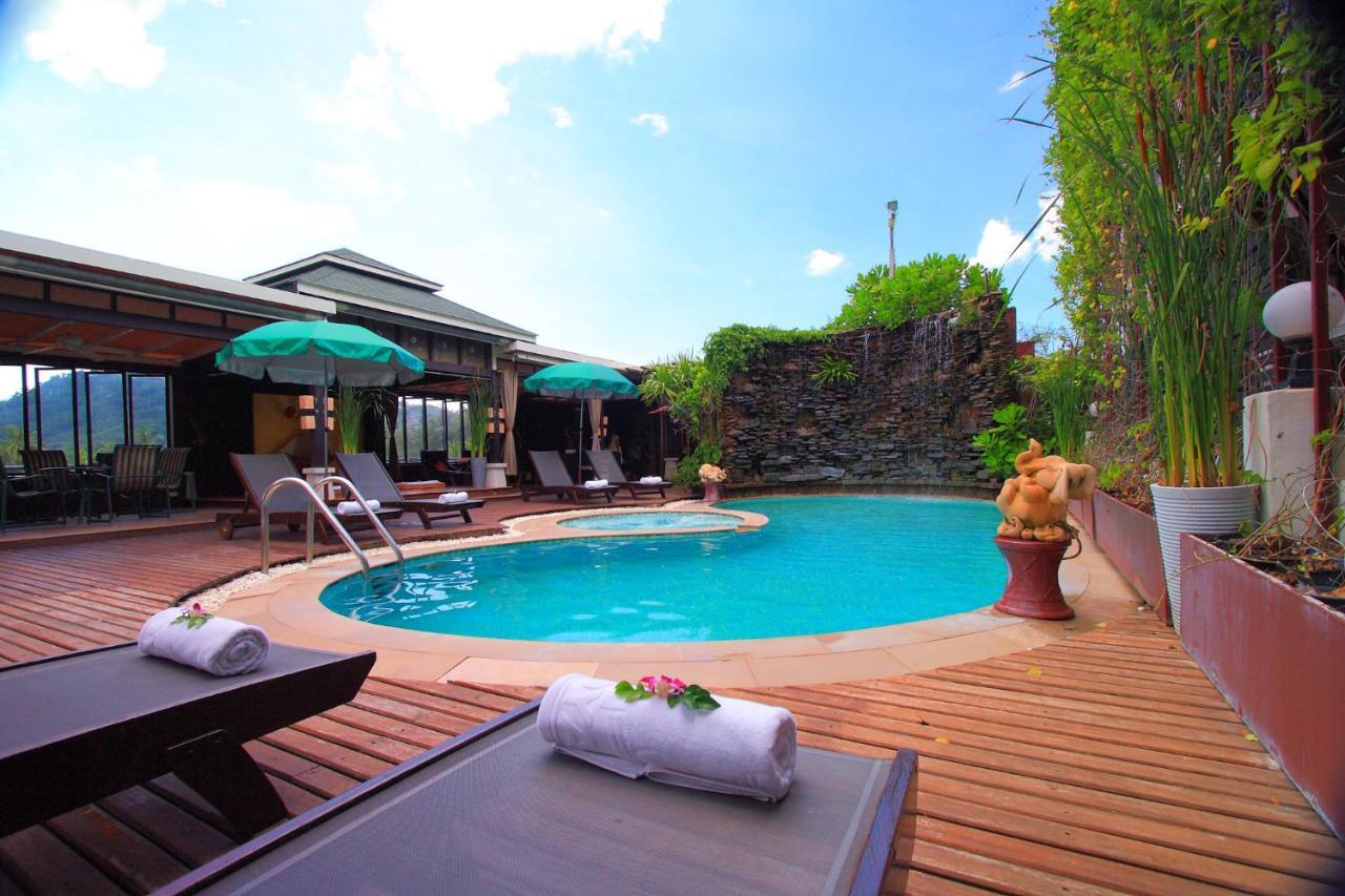 The Royal Palm Beach Front Patong Kültér fotó